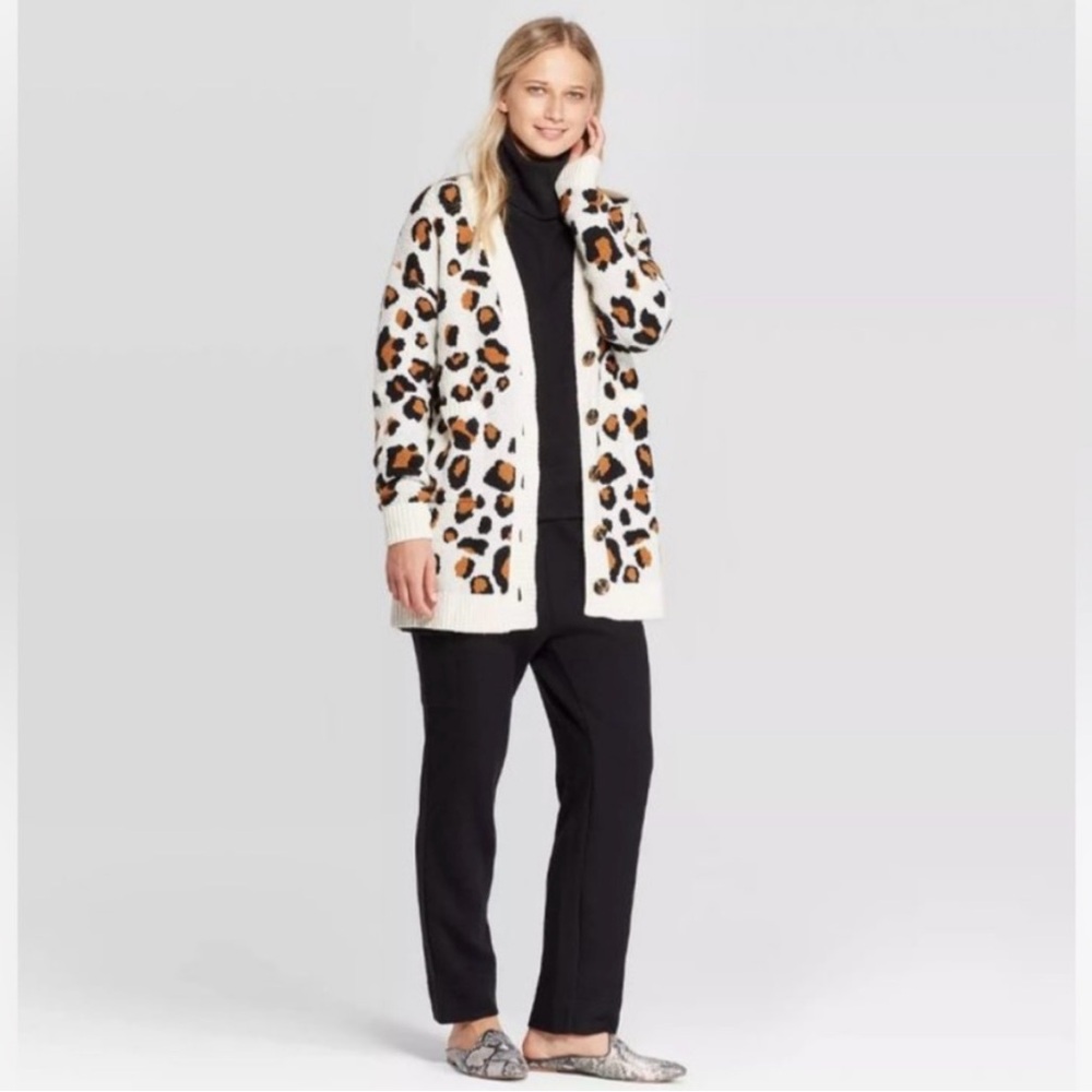 Who What Wear Cream and Brown Leopard Print Teddy Jacket